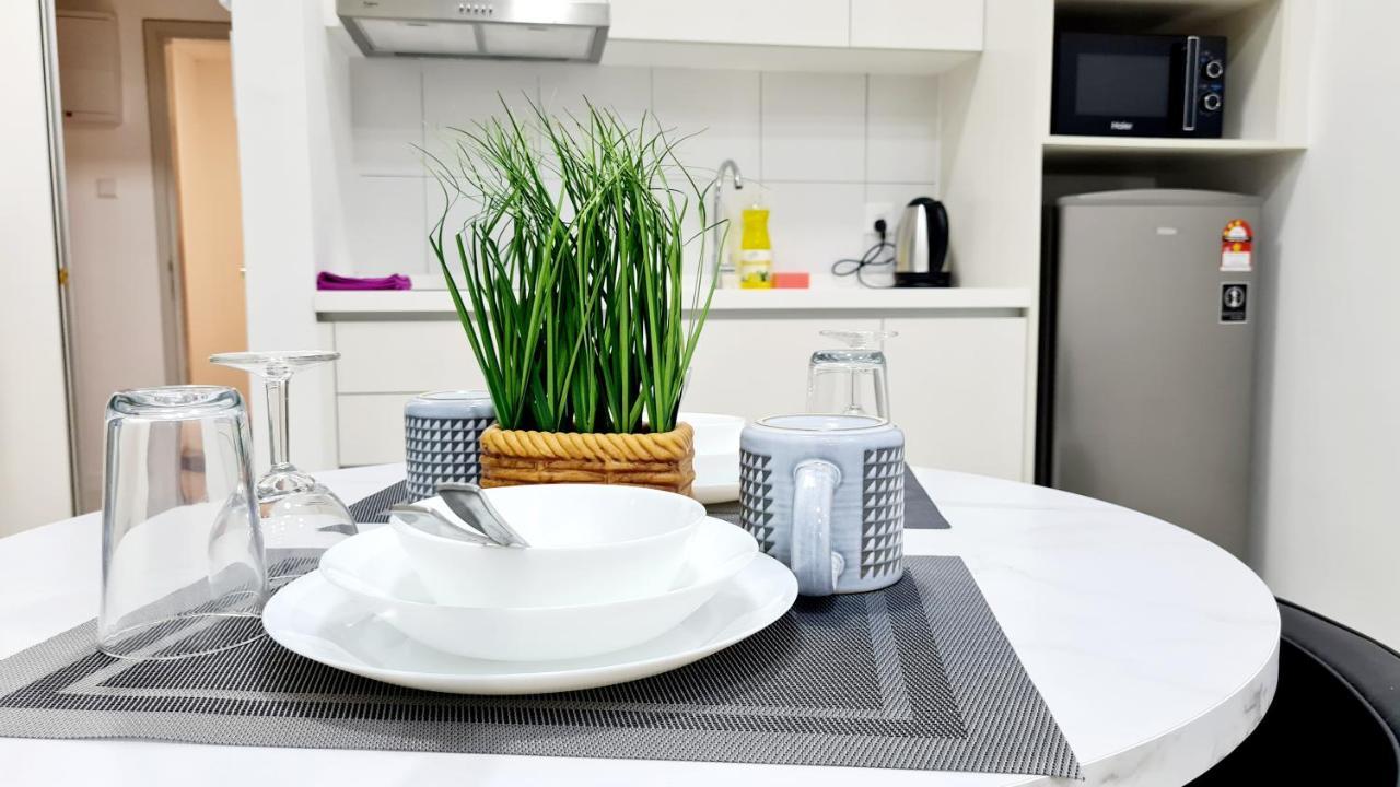 Chambers Serviced Suites Klcc By Cozy Stay Kuala Lumpur Luaran gambar