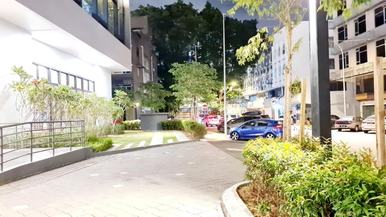 Chambers Serviced Suites Klcc By Cozy Stay Kuala Lumpur Luaran gambar