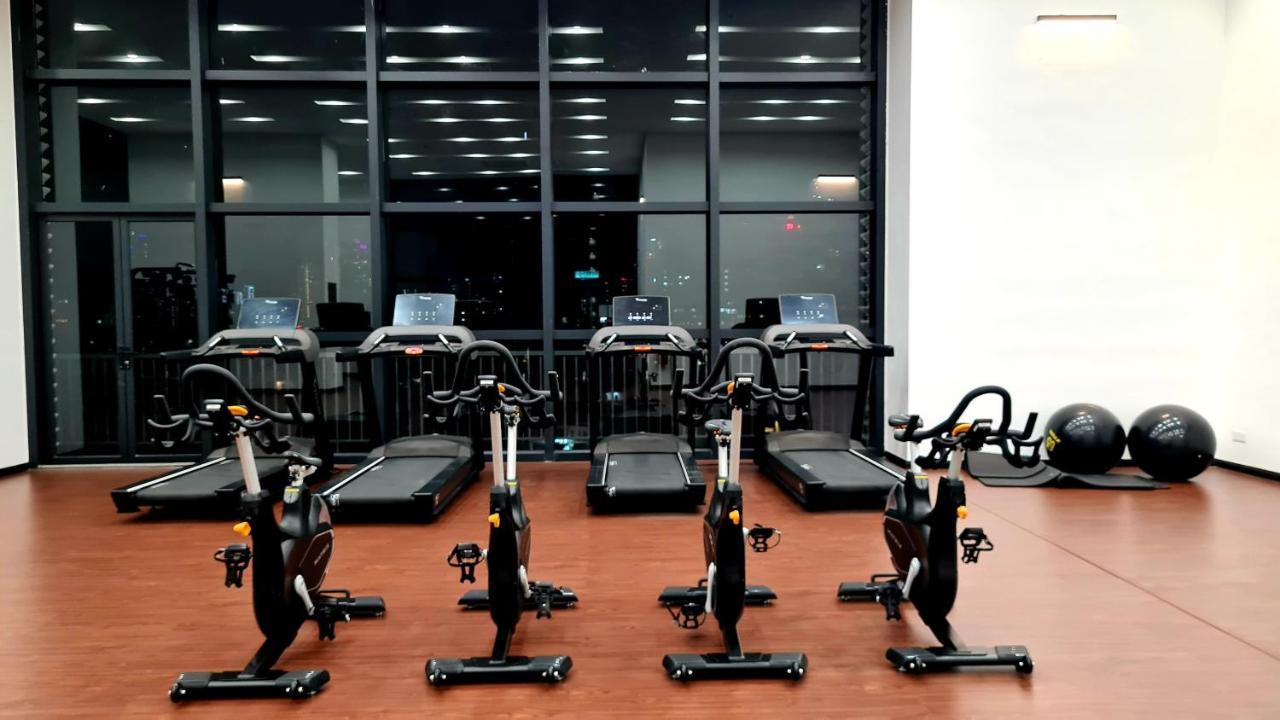 Chambers Serviced Suites Klcc By Cozy Stay Kuala Lumpur Luaran gambar